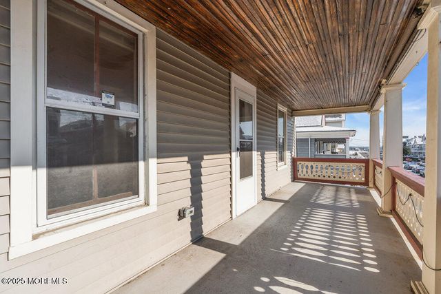 31 Embury Avenue, Ocean Grove, NJ 07756