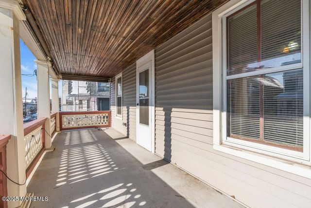 31 Embury Avenue, Ocean Grove, NJ 07756