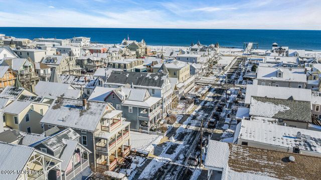 31 Embury Avenue, Ocean Grove, NJ 07756
