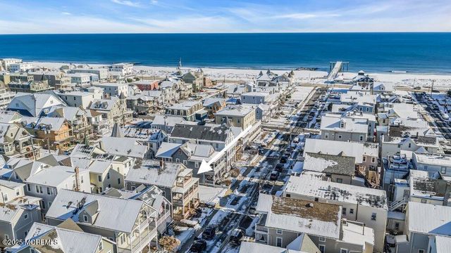 31 Embury Avenue, Ocean Grove, NJ 07756