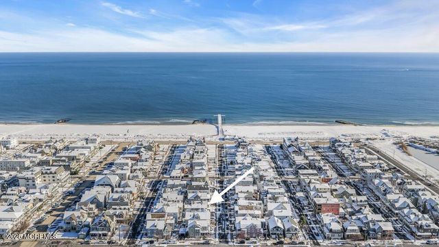 31 Embury Avenue, Ocean Grove, NJ 07756
