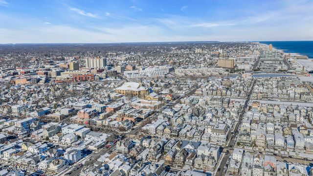 31 Embury Avenue, Ocean Grove, NJ 07756