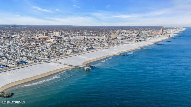 31 Embury Avenue, Ocean Grove, NJ 07756