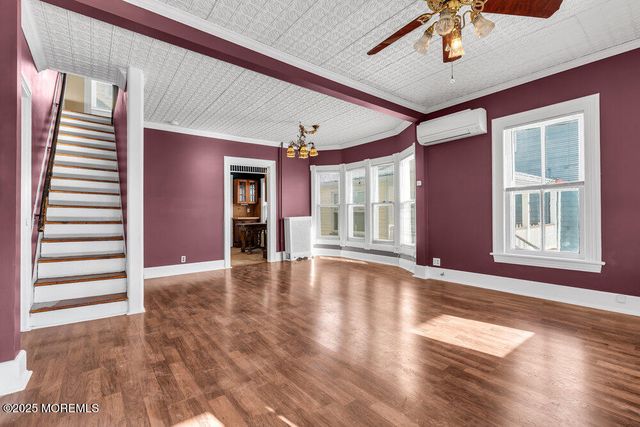 31 Embury Avenue, Ocean Grove, NJ 07756