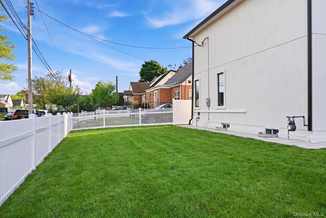 51 Sobro Avenue, Valley Stream, NY 11580
