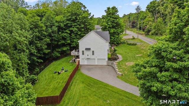 86 Summit Road, Prospect, CT 06712