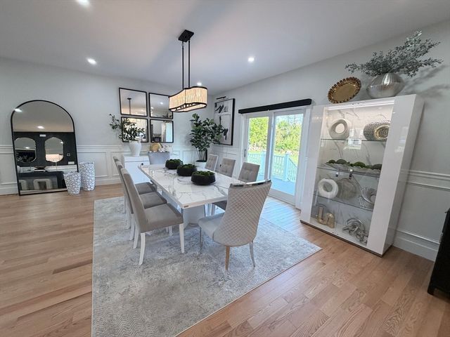 6 Rivendell Ln, Millis, MA 02054
