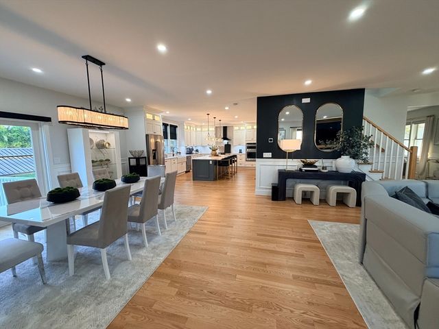 6 Rivendell Ln, Millis, MA 02054