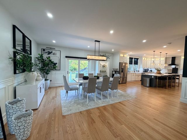 6 Rivendell Ln, Millis, MA 02054