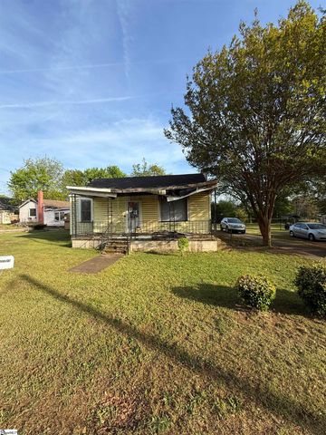 23 Earnhardt Street, Greenville, SC 29609