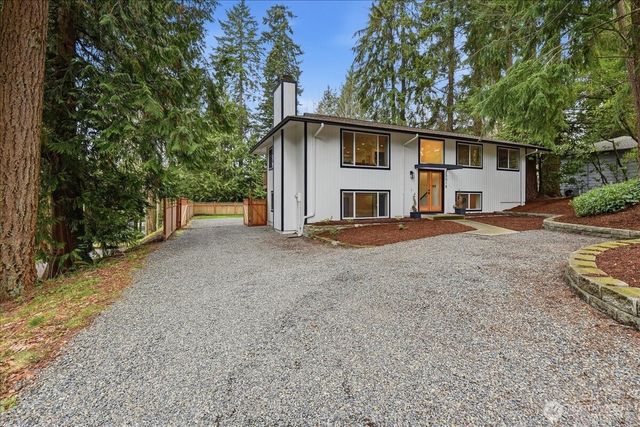 23018 35th Avenue W, Brier, WA 98036