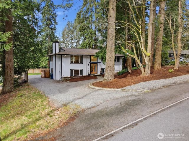 23018 35th Avenue W, Brier, WA 98036