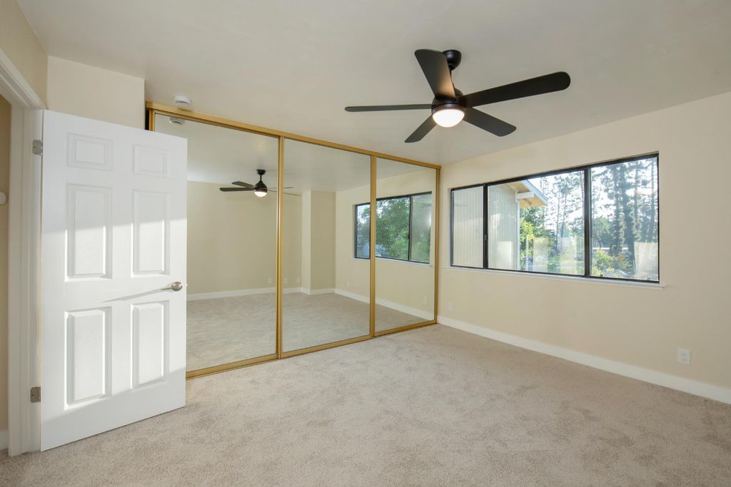 Image 14 of property listing at 4885 N Backer Avenue # 151, Fresno, CA 93726