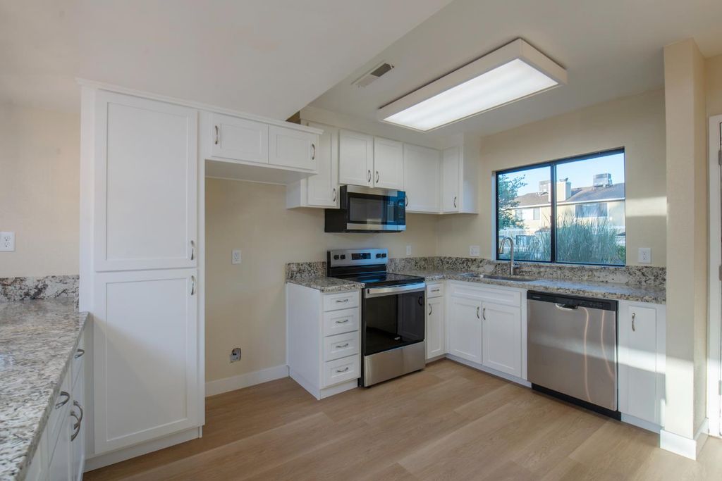 Image 4 of property listing at 4885 N Backer Avenue # 151, Fresno, CA 93726