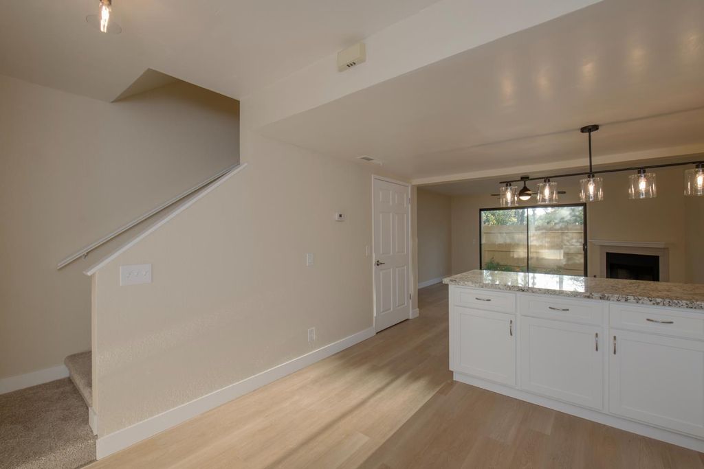 Image 7 of property listing at 4885 N Backer Avenue # 151, Fresno, CA 93726