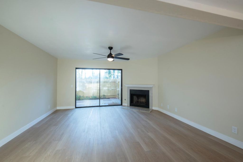 Image 8 of property listing at 4885 N Backer Avenue # 151, Fresno, CA 93726