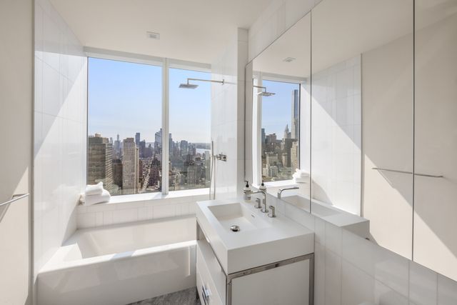 200 AMSTERDAM Avenue PH2, New York City, NY 10024