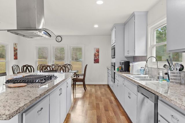 12498 Us Highway 69 N, Colmesneil, TX 75938