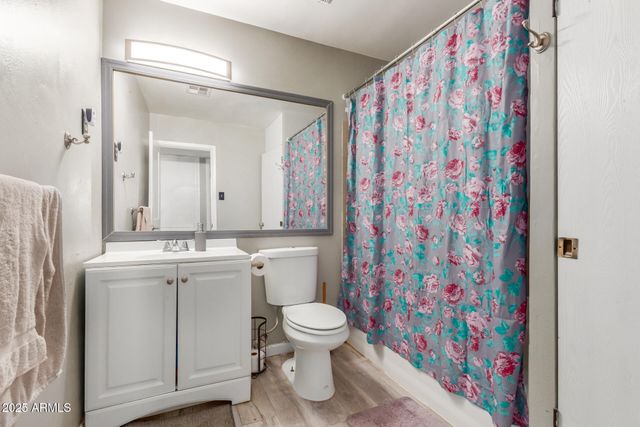 3851 W SOLANO Drive, Phoenix, AZ 85019