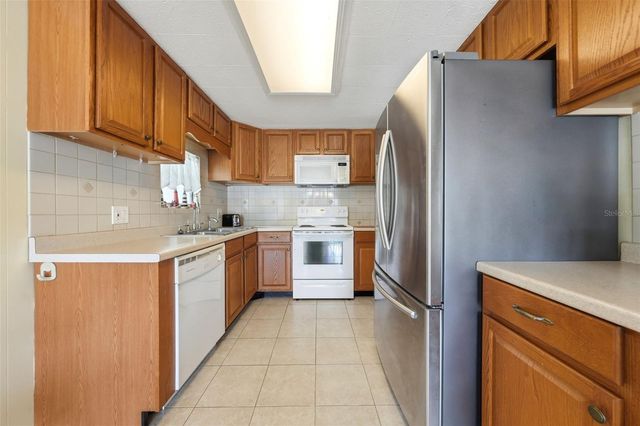 34117 HODGES ROAD, Leesburg, FL 34788