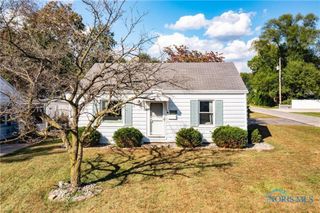 5202 Arbor Way, Sylvania, OH 43560