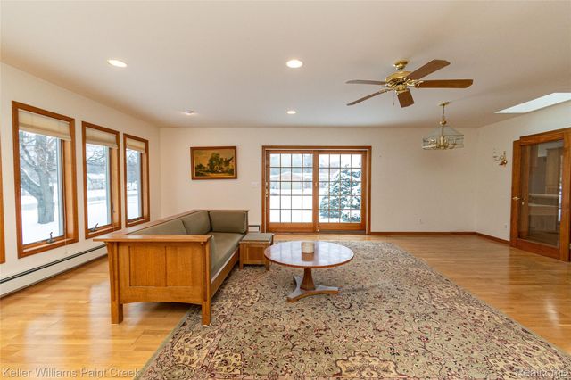 3510 W Orchard Drive, Lapeer, MI 48455