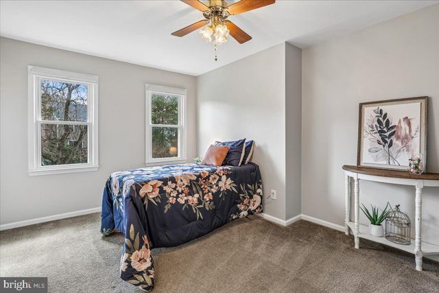 4743 SHADOW WOODS CT, Dumfries, VA 22025