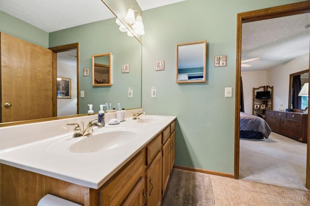 5668 Indian Hill Court, Fairfield Twp, OH 45011