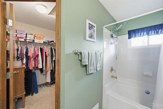 5668 Indian Hill Court, Fairfield Twp, OH 45011