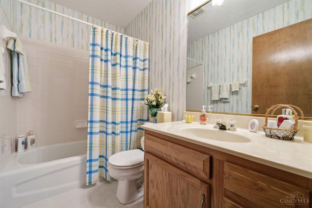 5668 Indian Hill Court, Fairfield Twp, OH 45011