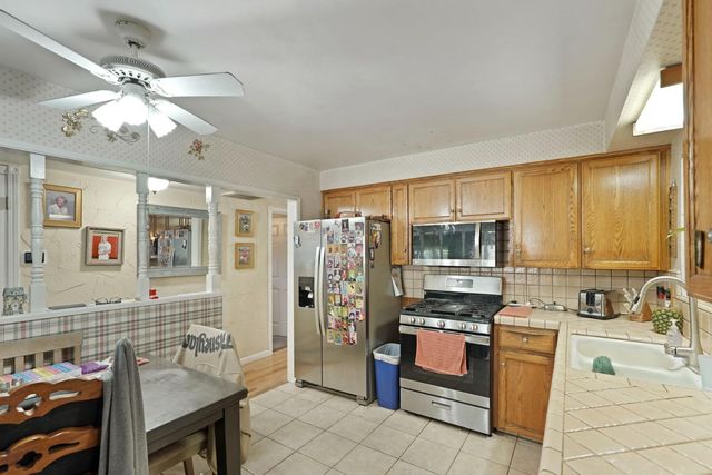 715 El Dorado Ave, Lodi, CA 95240
