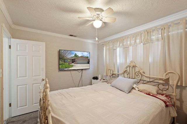 715 El Dorado Ave, Lodi, CA 95240