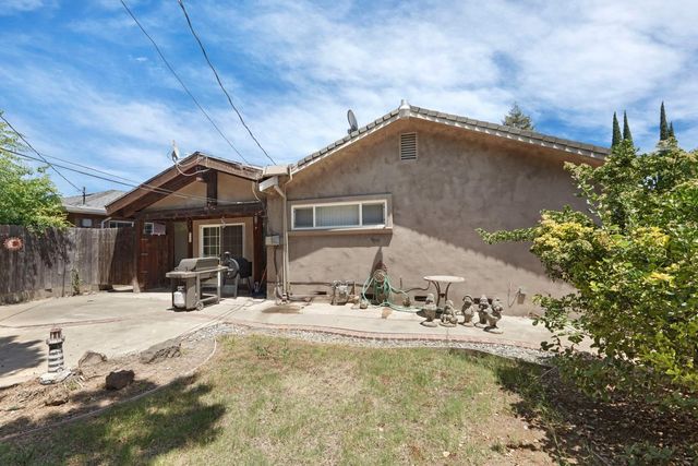 715 El Dorado Ave, Lodi, CA 95240