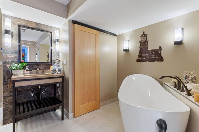 13063 Arrowhead Street NW, Coon Rapids, MN 55448