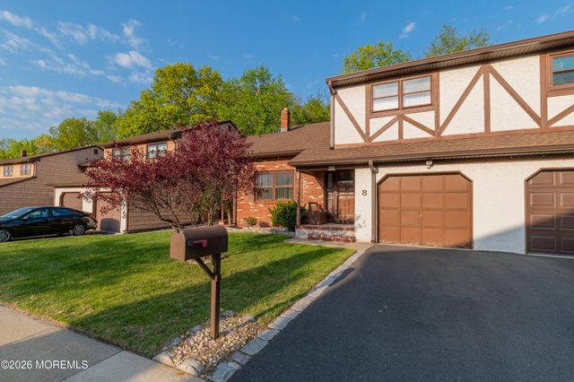 8 Winsor Court 2808, Sayreville, NJ 08872