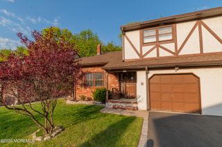 8 Winsor Court 2808, Sayreville, NJ 08872