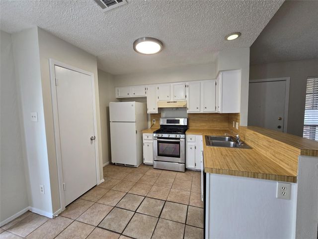 6206 Buffalo PASS A, Austin, TX 78745