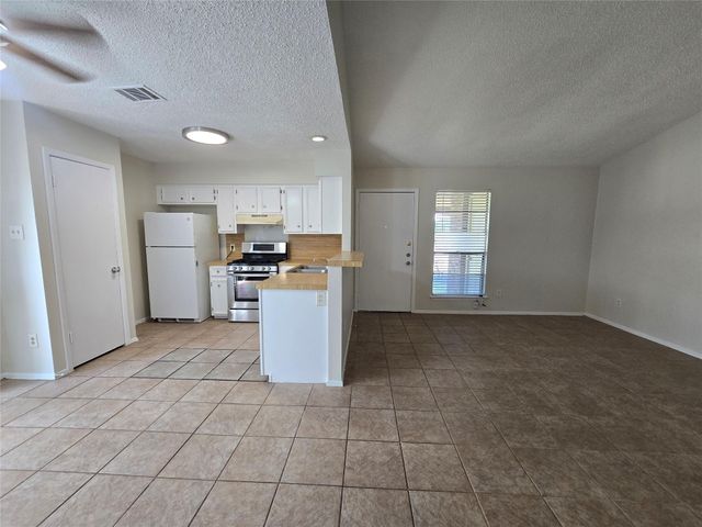 6206 Buffalo PASS A, Austin, TX 78745