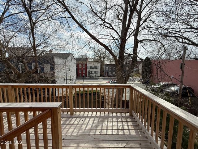 346 Madison Avenue 3, Albany, NY 12210