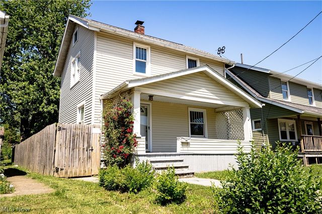 1209 Roslyn Avenue SW, Canton, OH 44710