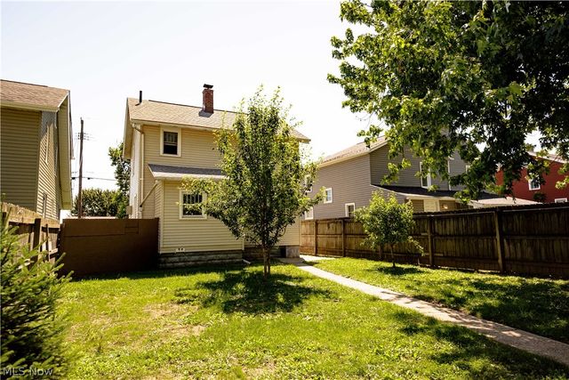 1209 Roslyn Avenue SW, Canton, OH 44710