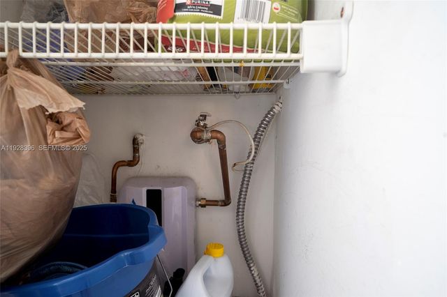 9730 Hammocks Blvd 201-28, Miami, FL 33196