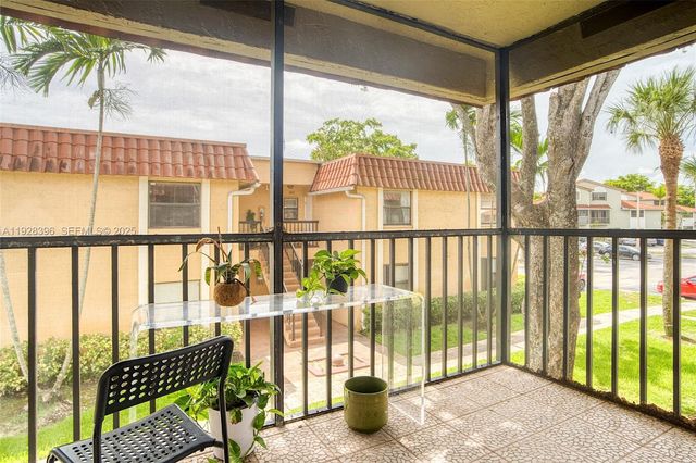 9730 Hammocks Blvd 201-28, Miami, FL 33196