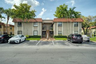 9730 Hammocks Blvd 201-28, Miami, FL 33196
