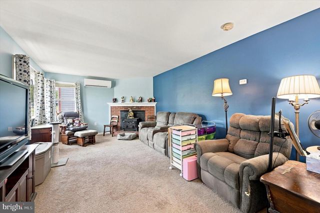2710 WASHINGTON AVE, Claymont, DE 19703