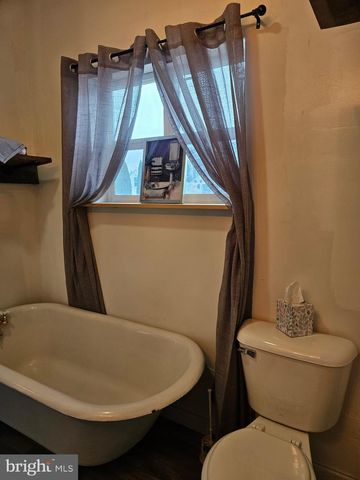 124 S KING ST, Annville, PA 17003