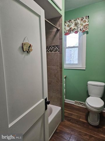 124 S KING ST, Annville, PA 17003