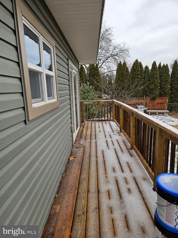 124 S KING ST, Annville, PA 17003