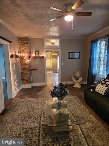 124 S KING ST, Annville, PA 17003