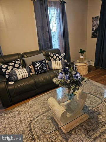 124 S KING ST, Annville, PA 17003